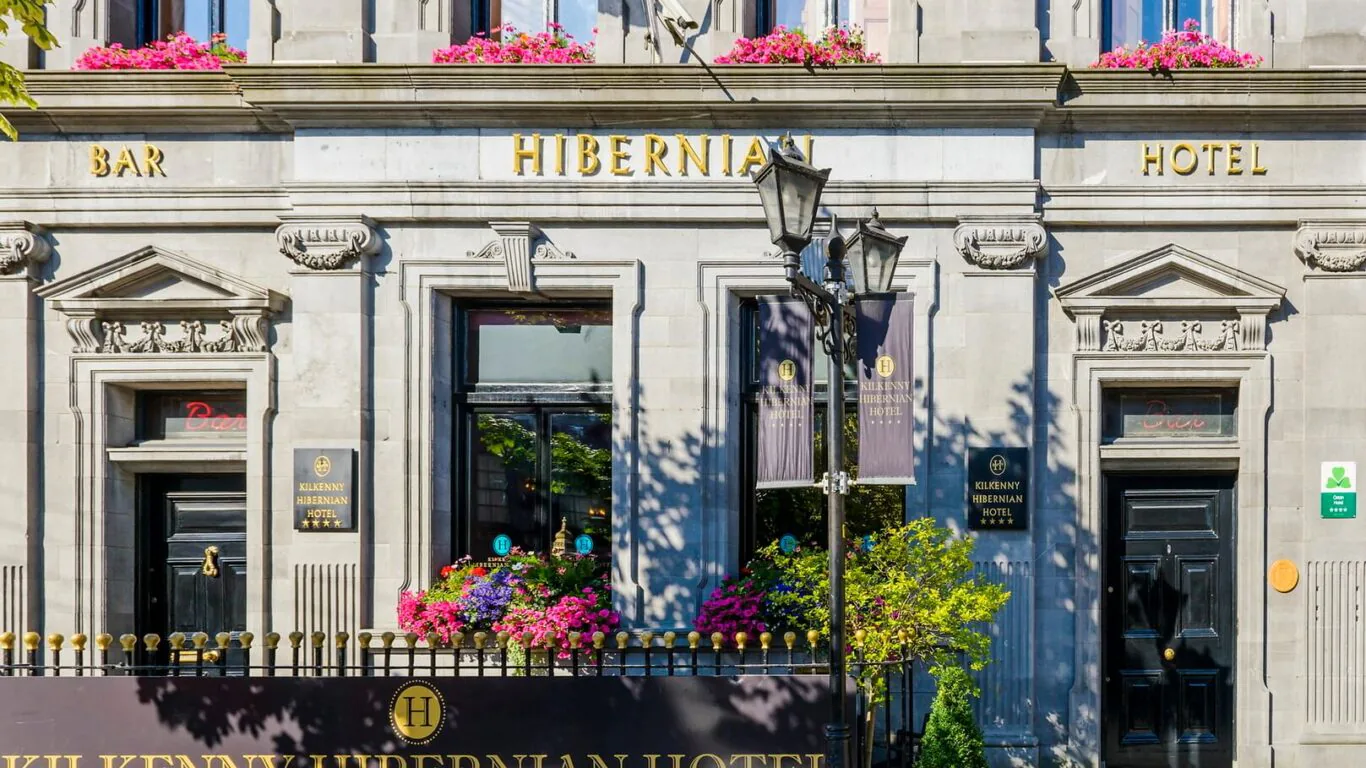 Exterior of Kilkenny Hibernian Hotel in Kilkenny city centre